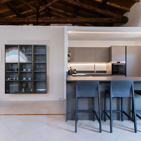 Cason Degli Ulivi-apt Rivoli Veronese